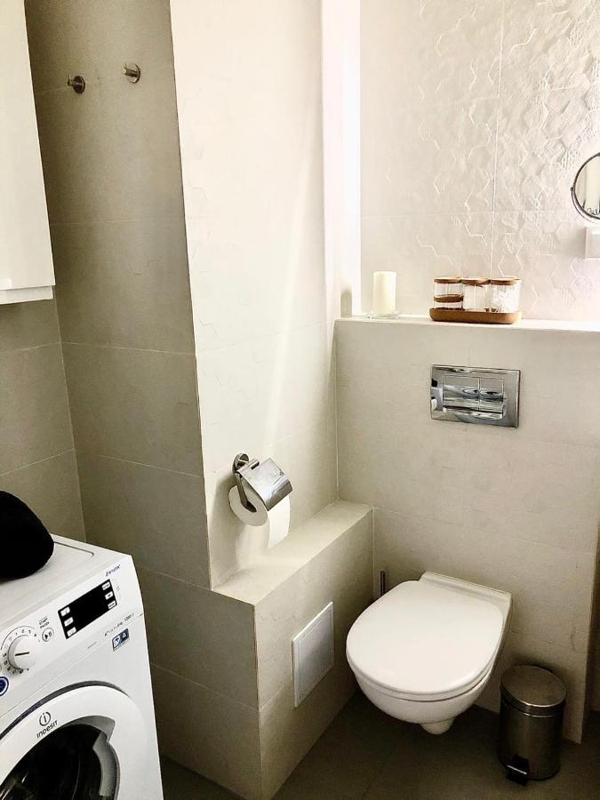 Apartment Klobucka Warschau Buitenkant foto